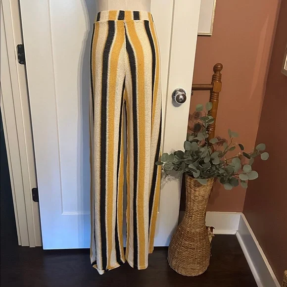Zara women’s black yellow cream Striped knit L 31” inseam pants - Picture 8 of 13